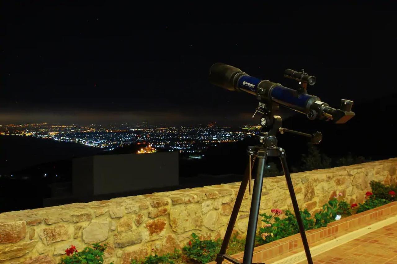 Villa Balcony, Cozy Villa With Amazing View Rodhiá Exterior foto